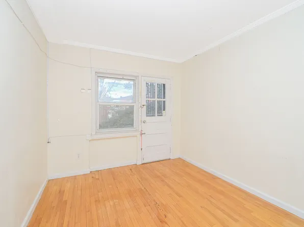 2162 Brown Street image 6 of 14