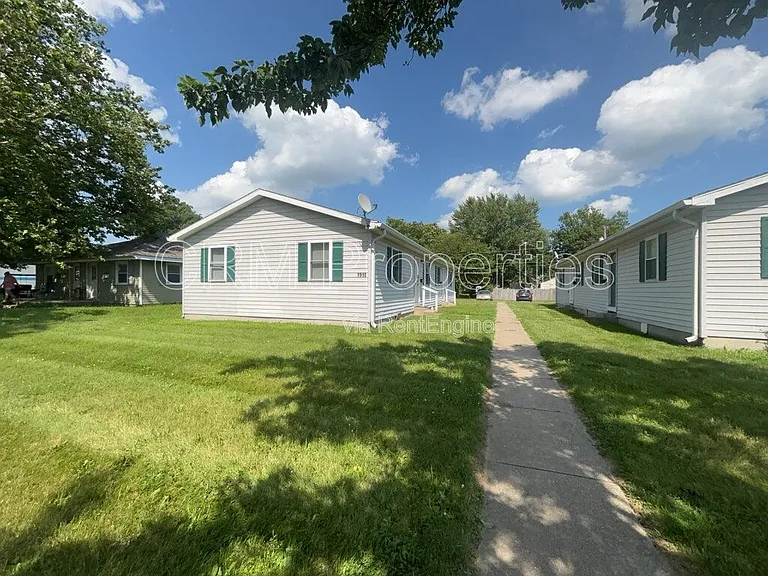 1912 N Apperson Way — Photo 19