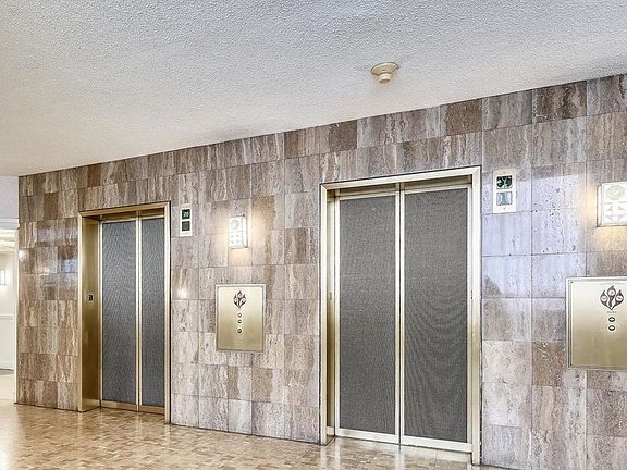 3rd image of 4515 Willard Ave APT 905S