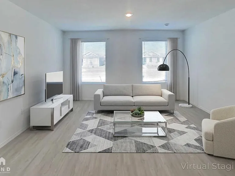 151 Sesame Ln — Photo 2