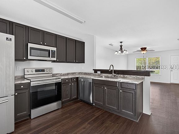 2nd image of 333 Campus Lane