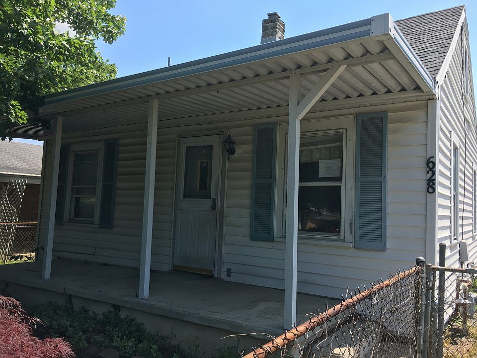 1st image of 628 Tyron Ave