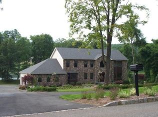 4 Hidden Valley Rd, Newton, NJ 07860