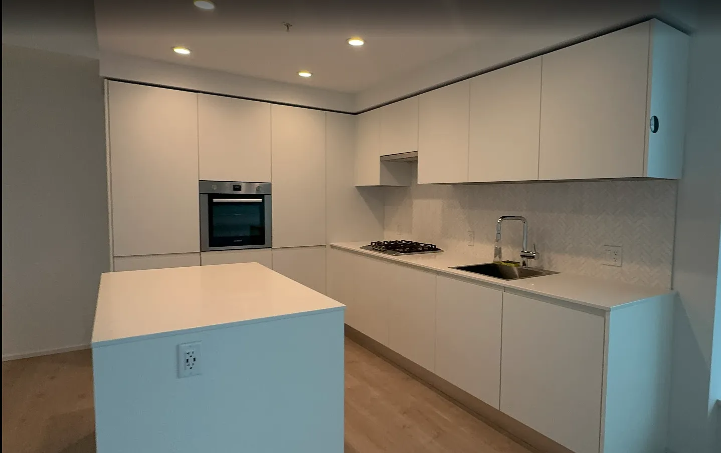 2 bed, 826 sqft, $2,950 — Photo 1