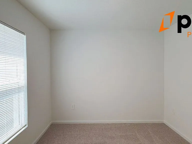 383 Artemis St — Photo 23