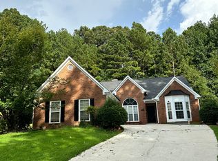 2575 Autumn Lake Ln, Decatur, GA 30034