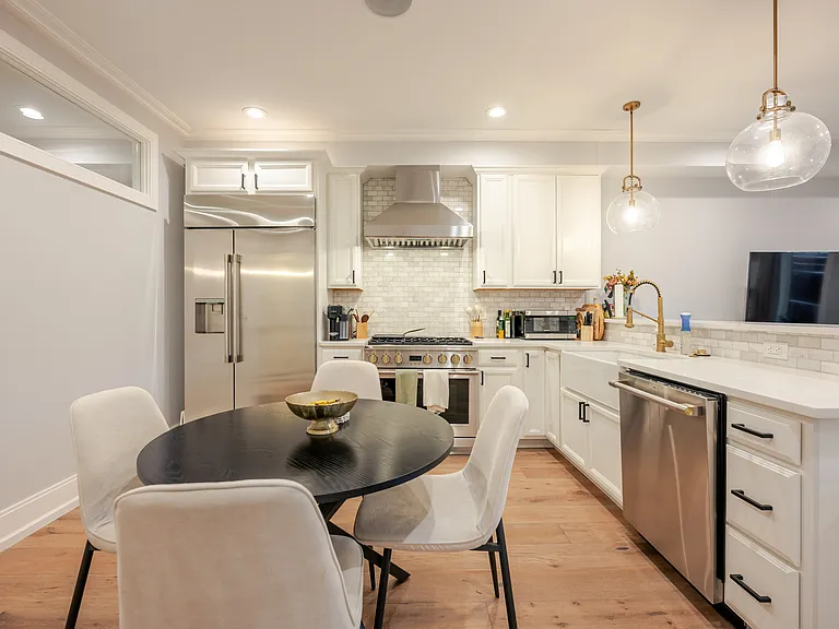 1320 Belmont St NW #1 — Photo 13