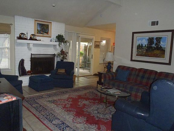 4th image of 8816 Mesa Dr #A