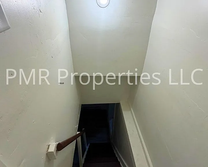 1805 Mitchell Ave — Photo 8