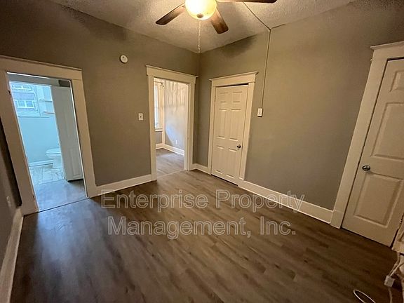 5th image of 1111 N Parkway Ave #3