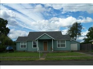 3876 E St, Springfield, OR 97478