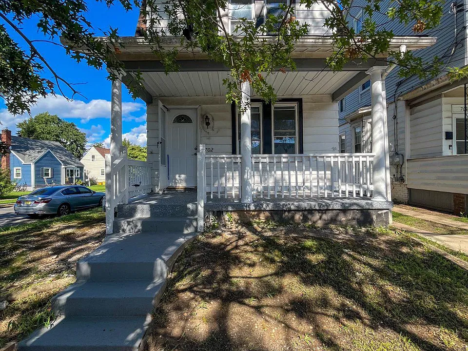 702 Atlantic Ave