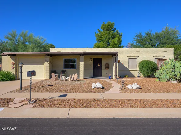 936 S La Huerta, Green Valley, AZ 85614