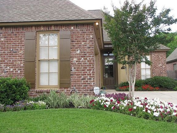 2nd image of 36276 W Pine Grove Ct