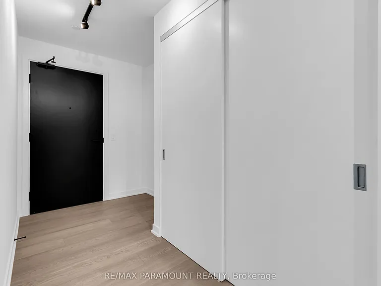 284 King St E #3104 — Photo 7