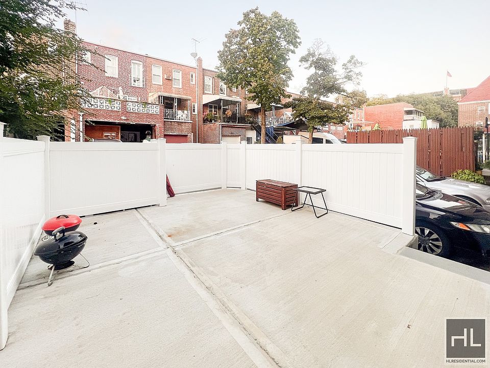 1st image of 6837 Dartmouth St #1