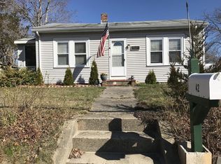 42 Sandwich Rd, Wareham, MA 02571