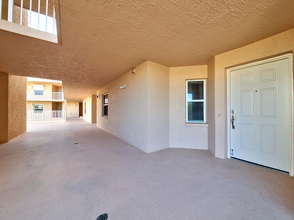 2nd image of 605 Shorewood Dr Unit 207