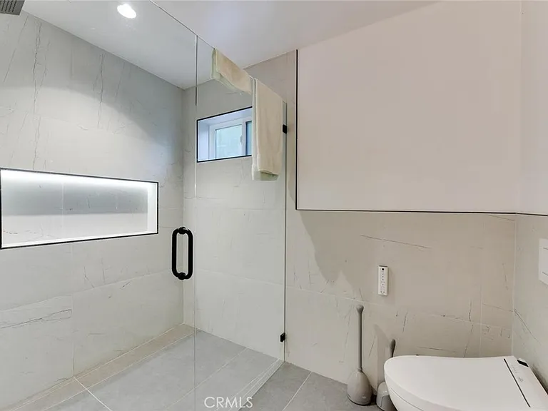 5137 Campo Rd — Photo 16