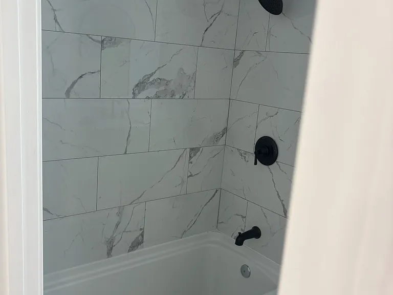 1515 W Bristol Ave — Photo 10