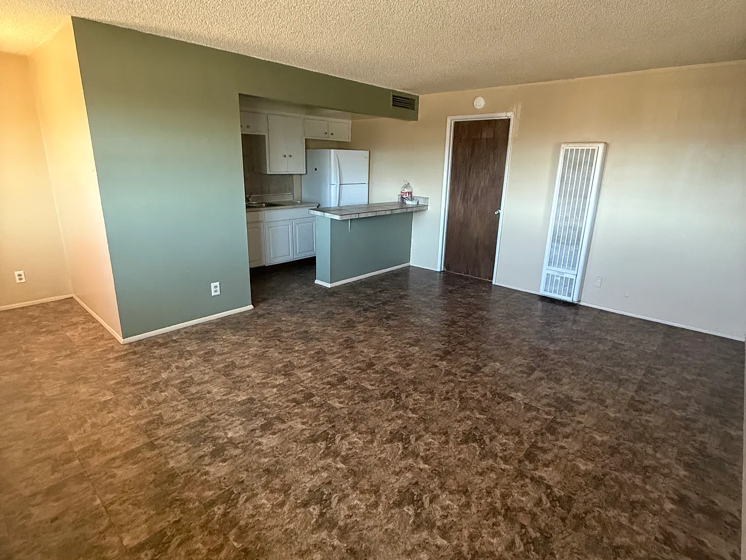 1 bed, 700 sqft, $780 — Photo 4