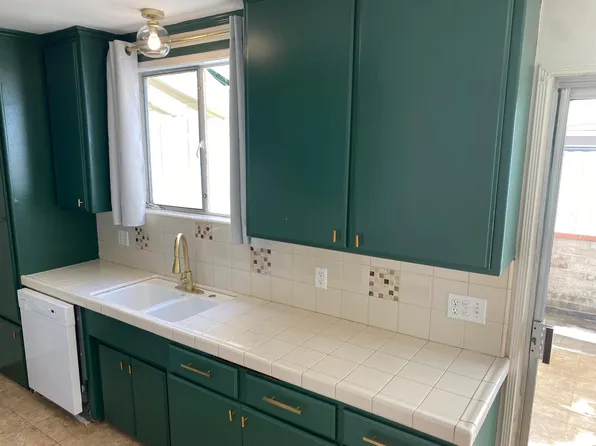 827 Pearl St APT D, Santa Monica, CA 90405