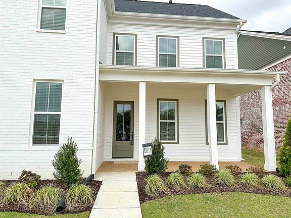 2nd image of 445 Valley Forge Ln