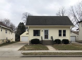 155 W 23rd Ave, Oshkosh, WI 54902