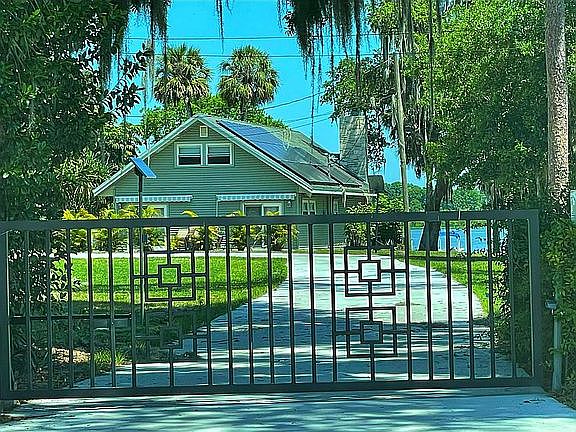 2nd image of 6530 Cypress Dr