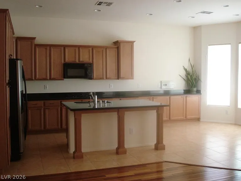 11749 Stonewall Springs Ave — Photo 6