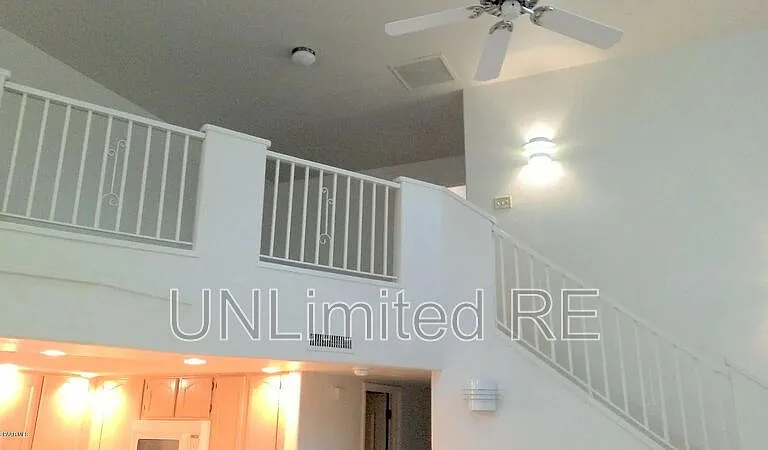 3285 N Hedgewood Dr #B — Photo 9