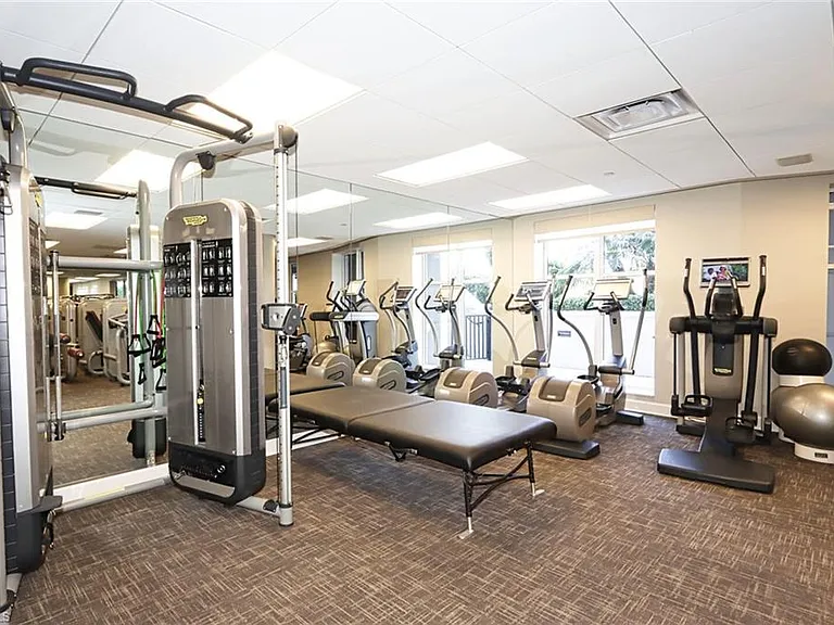8665 Bay Colony Dr #901 — Photo 44