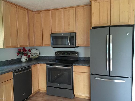 5th image of 6442 Blackberry St