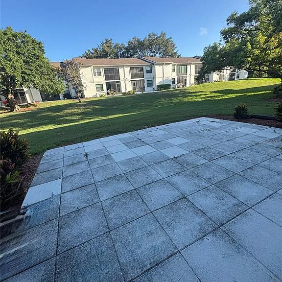 203 Meadow Ln — Photo 15