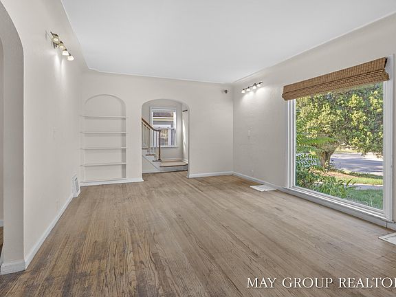 4th image of 1820 Eastern Ave SE