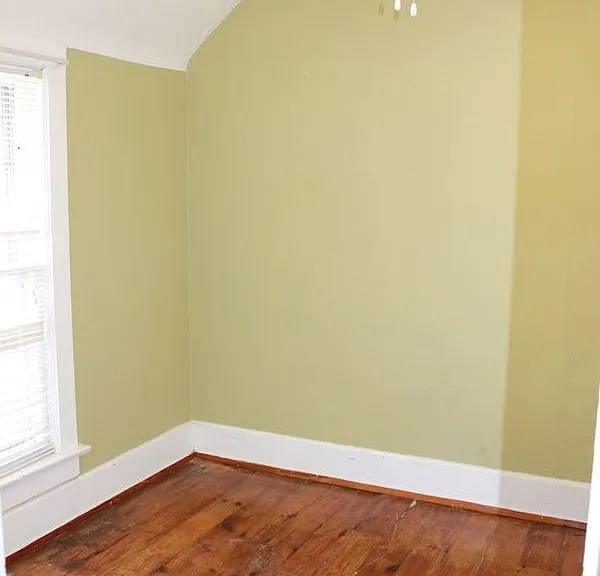 1407 S State St — Photo 13