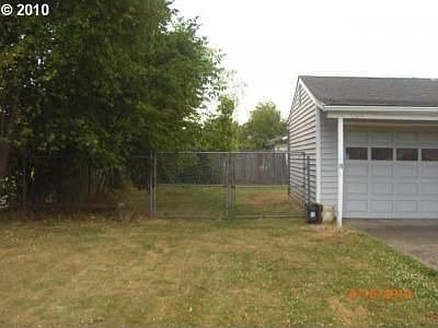 4th image of 3800 NE 141st Ave