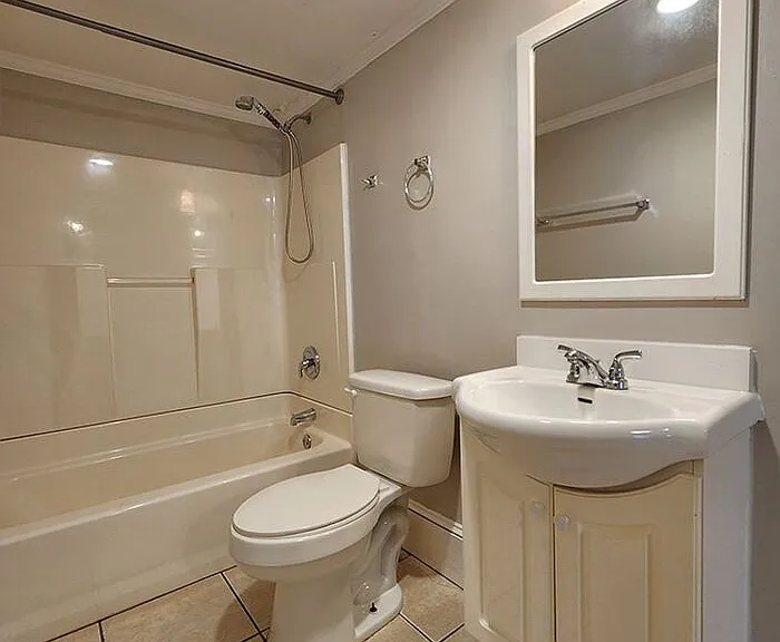 618 Poplar Ave — Photo 8