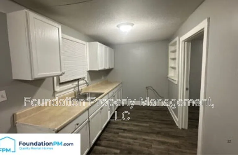 444 Glankler St — Photo 3