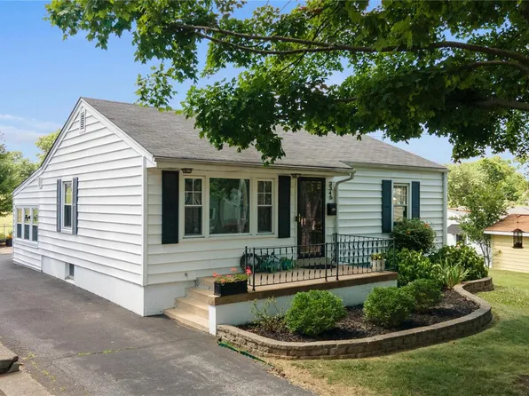 3345 Marmary Ln, Saint Ann, MO 63074