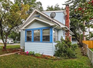 12 Castleford Rd, Rochester, NY 14616