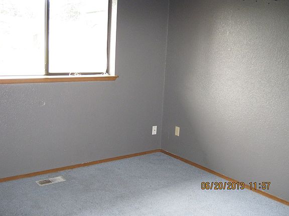 5th image of 15608 119th Avenue Ct E