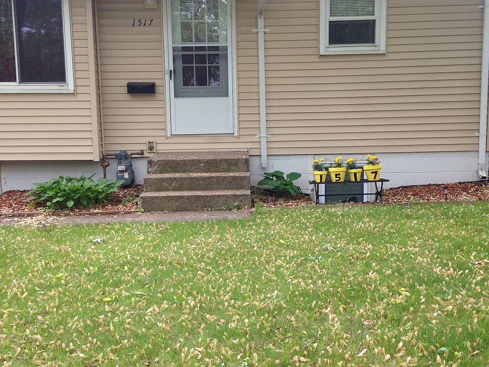 1st image of 1517 6th Ave