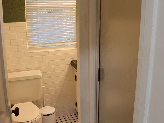 4th image of 203 N Juliette Ave #3