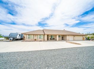 10371 Pineview Rd, Pinon Hills, CA 92372