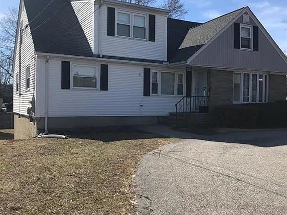 2nd image of 21 Whipple Ct
