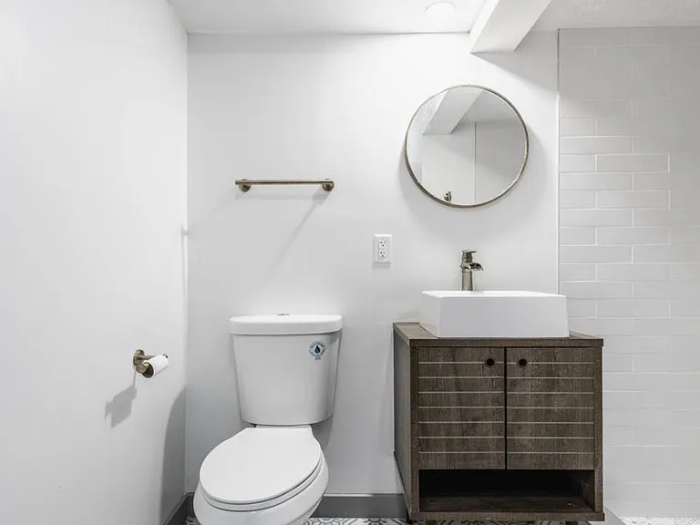 1521 English Ave — Photo 16
