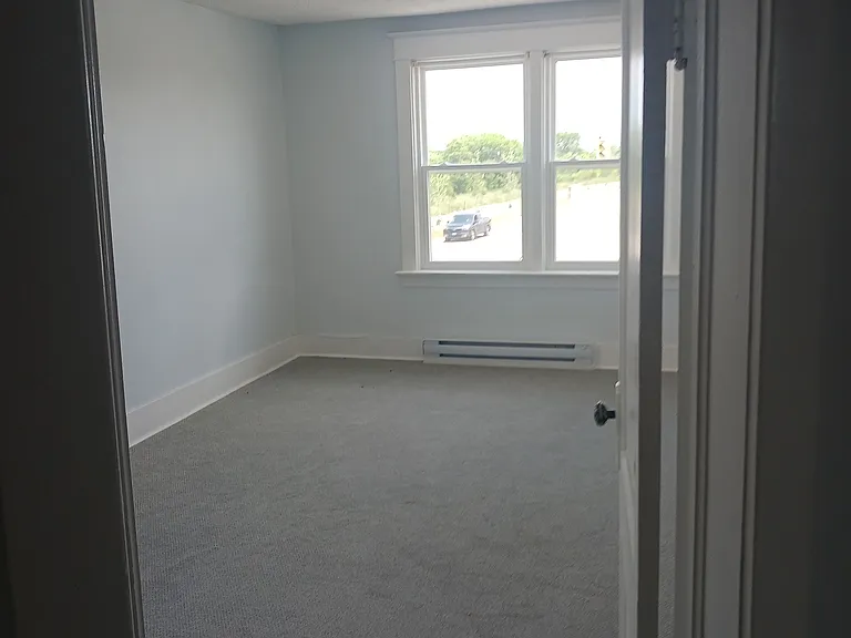 12993 Steeles Ave #UPPER — Photo 7