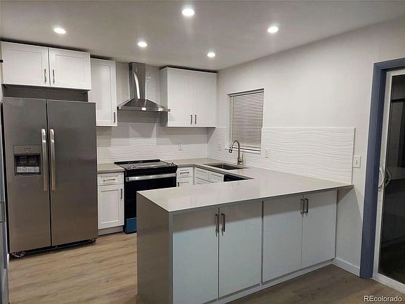 4th image of 5657 S Lowell Blvd