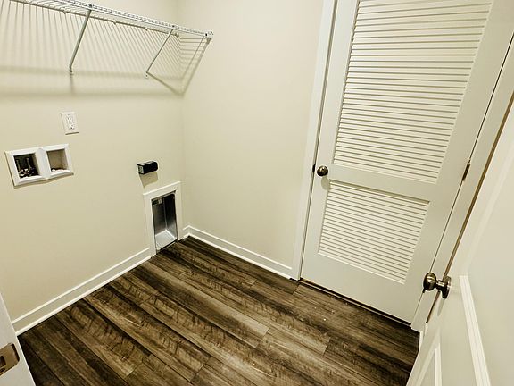 4th image of 6055 Crosswinds Blvd #5004